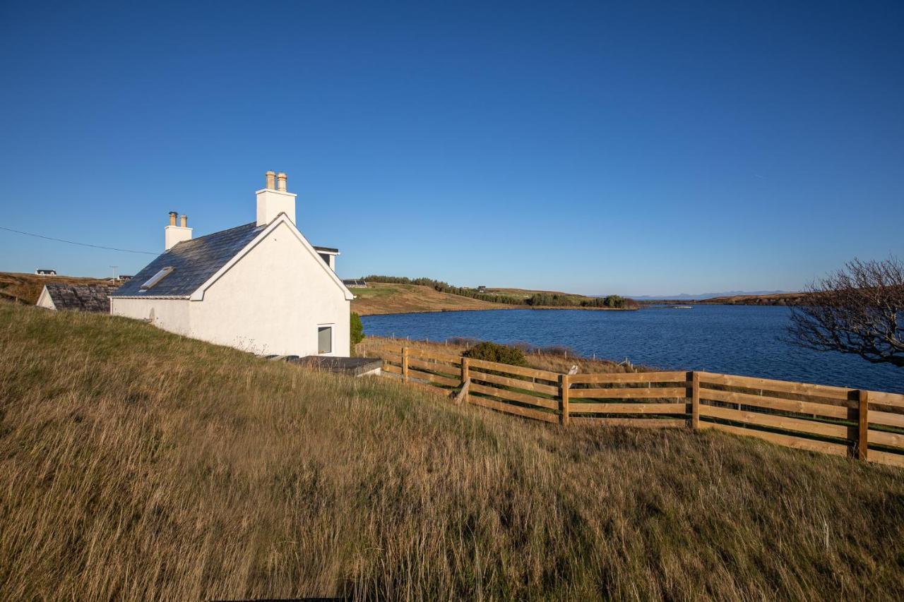 Lochside Villa Staffin Eksteriør billede
